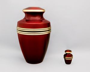 Crimson brass vase